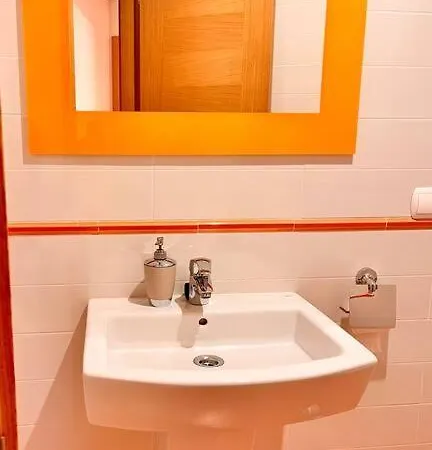 Apartment 3-bedrooms Apartament Vista Roja *