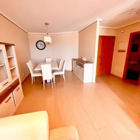 Apartment 3-bedrooms Apartament Vista Roja